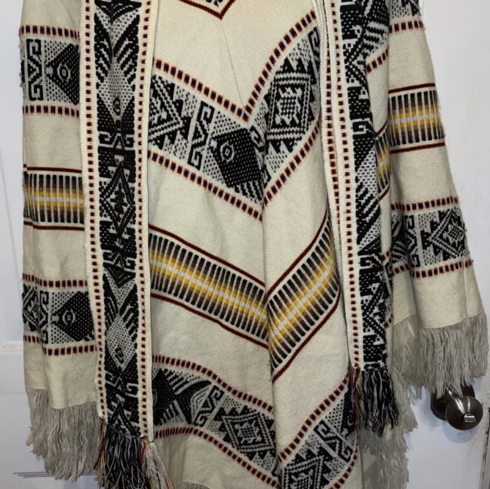 VTG Tejidos Diaz Long Cape, Poncho One size fits all fish Motif Wool - Picture 3 of 9